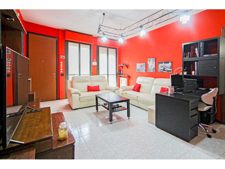 Un'immagine che ritrae mobilia, design d'interni, pavimentazione, soffitto e pavimento.